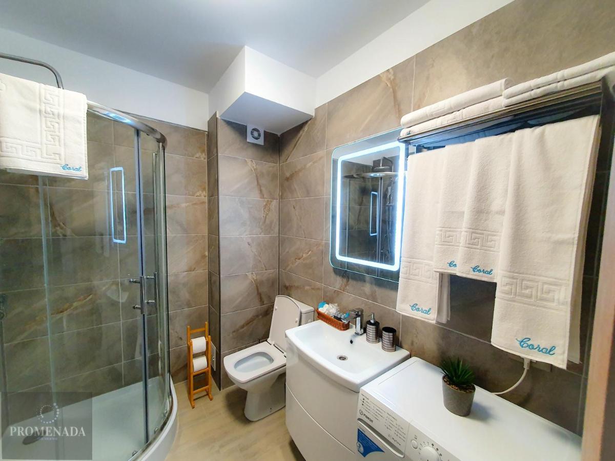 Coral Aparthotel Pool & Spa Mamaia Nord 那沃达利 外观 照片